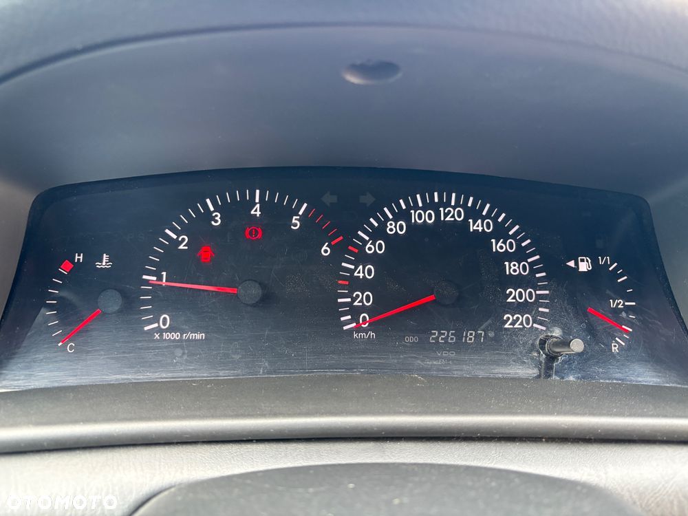 Toyota Corolla 2.0 D-4D Sol - 19