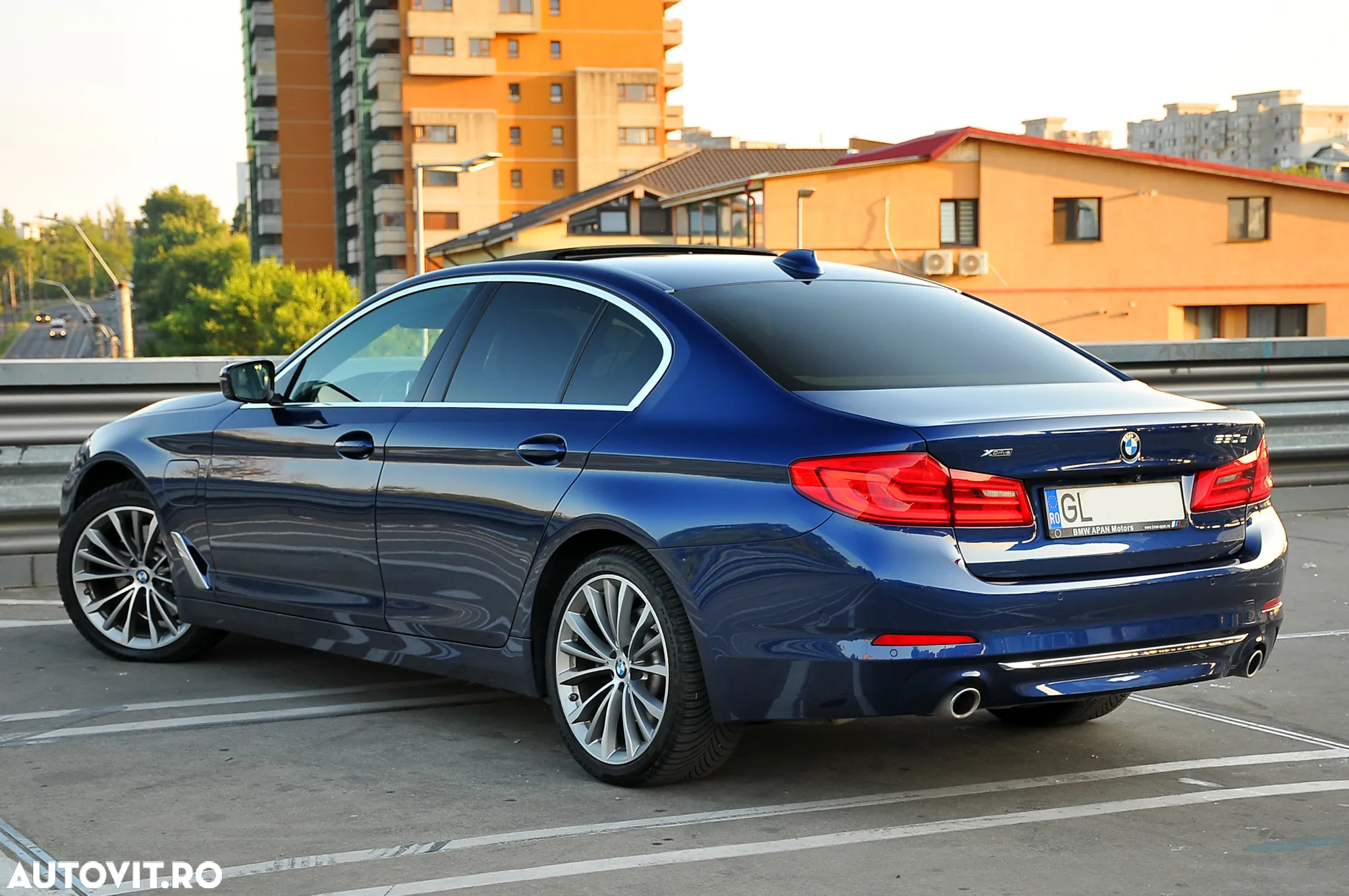 BMW Seria 5 530e xDrive AT PHEV - 2
