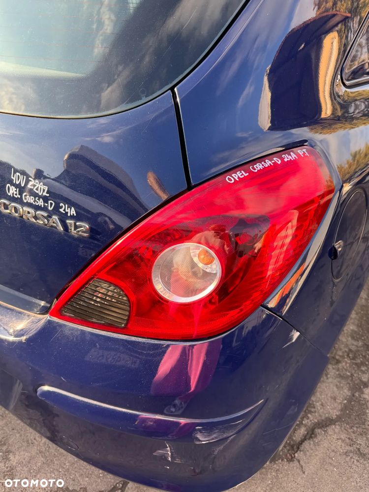 OPEL CORSA D LAMPA PRAWY TYŁ PRAWA TYLNA - 1