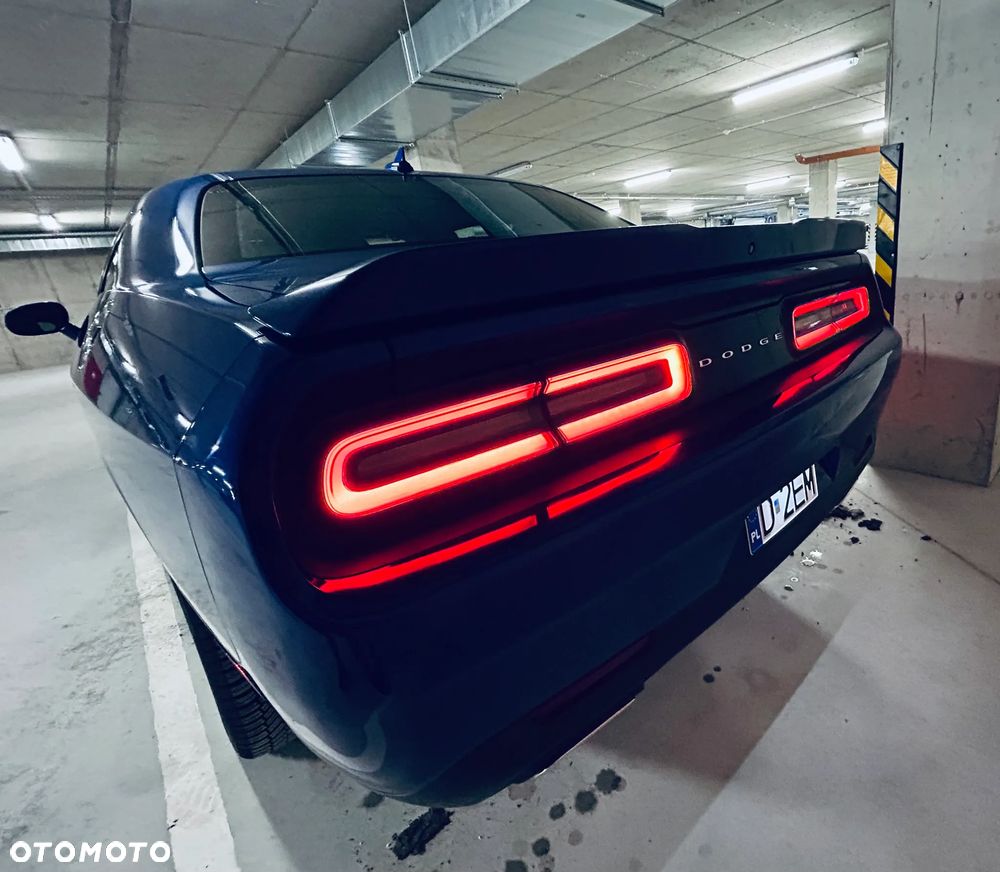 Dodge Challenger 3.6 SXT Plus - 11