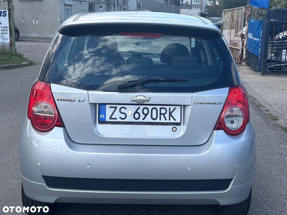 Chevrolet Aveo - 5