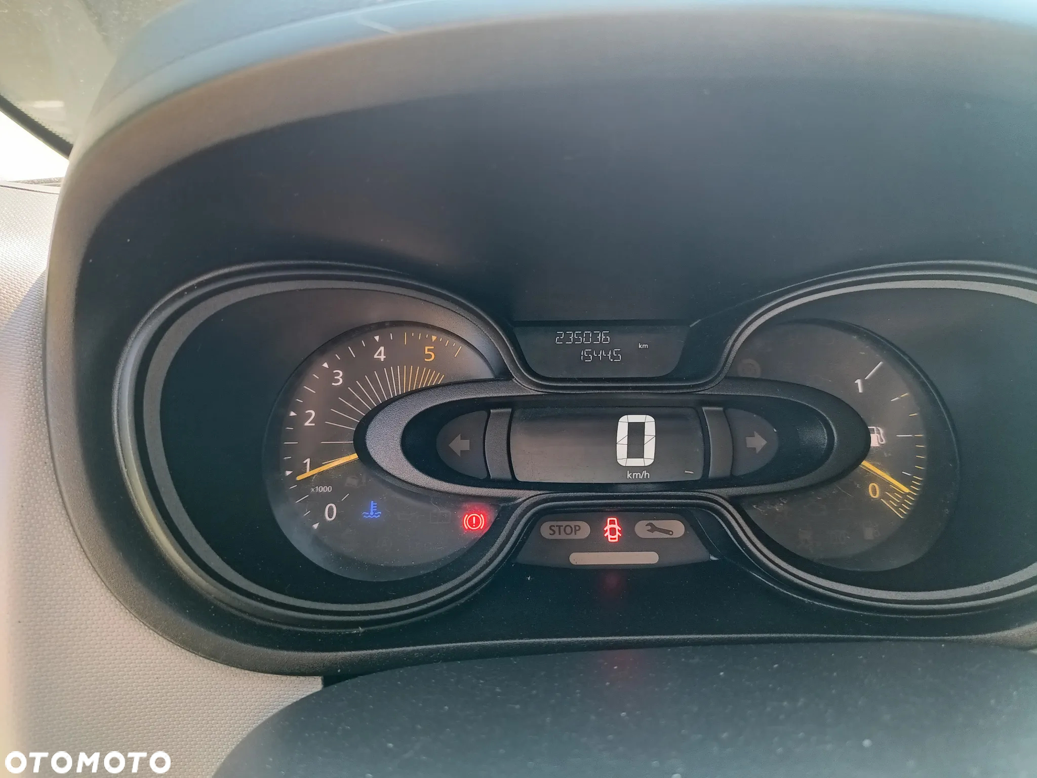 Renault Trafic 1.6 dCi diesel 121kM 2016 rok wersja L1H1 - 23