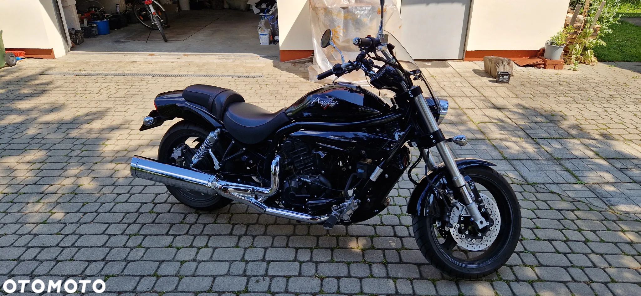 Hyosung GV - 1