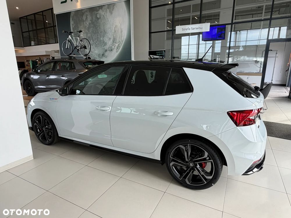 Skoda Fabia - 11