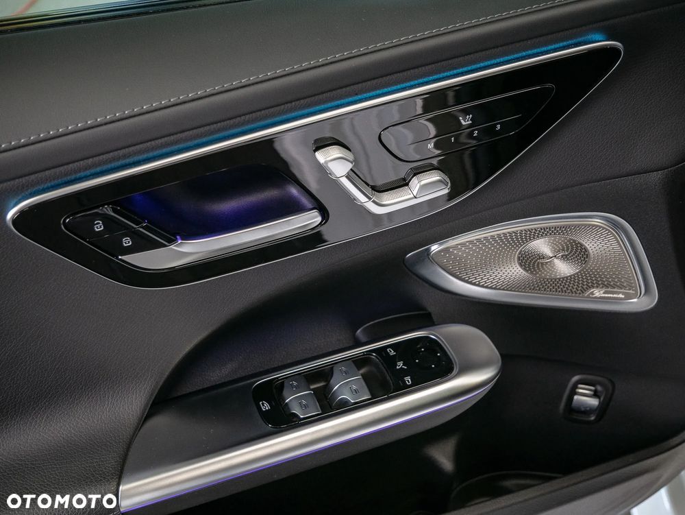 Mercedes-Benz Klasa C 220 d mHEV 4-Matic AMG - 16