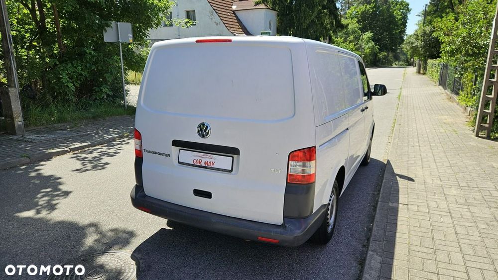 Volkswagen Transporter - 8