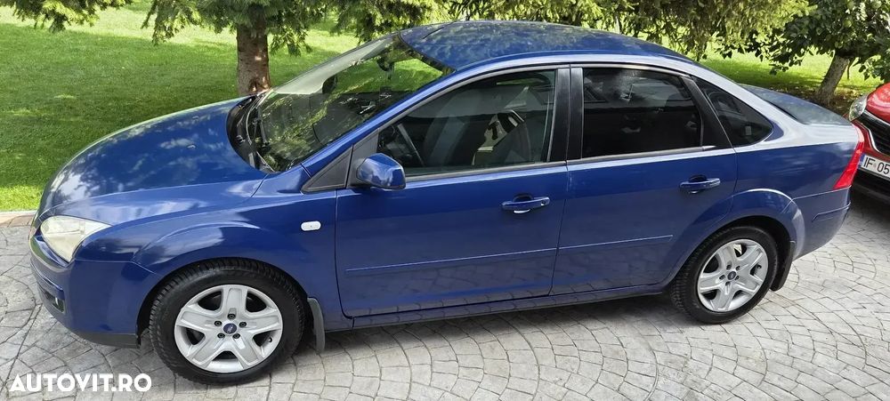 Ford Focus - 1