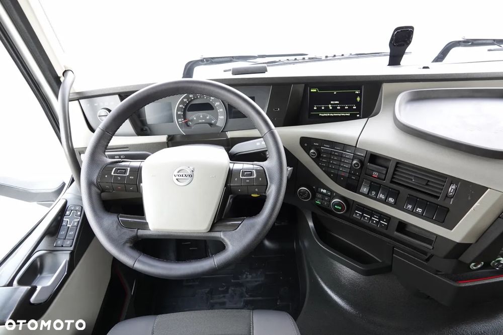 Volvo FH 500 / STANDARD / 2019 / SERWISOWANE - 27