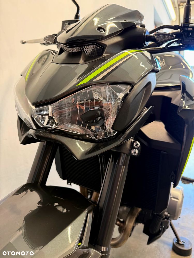 Kawasaki Z 900 - 25