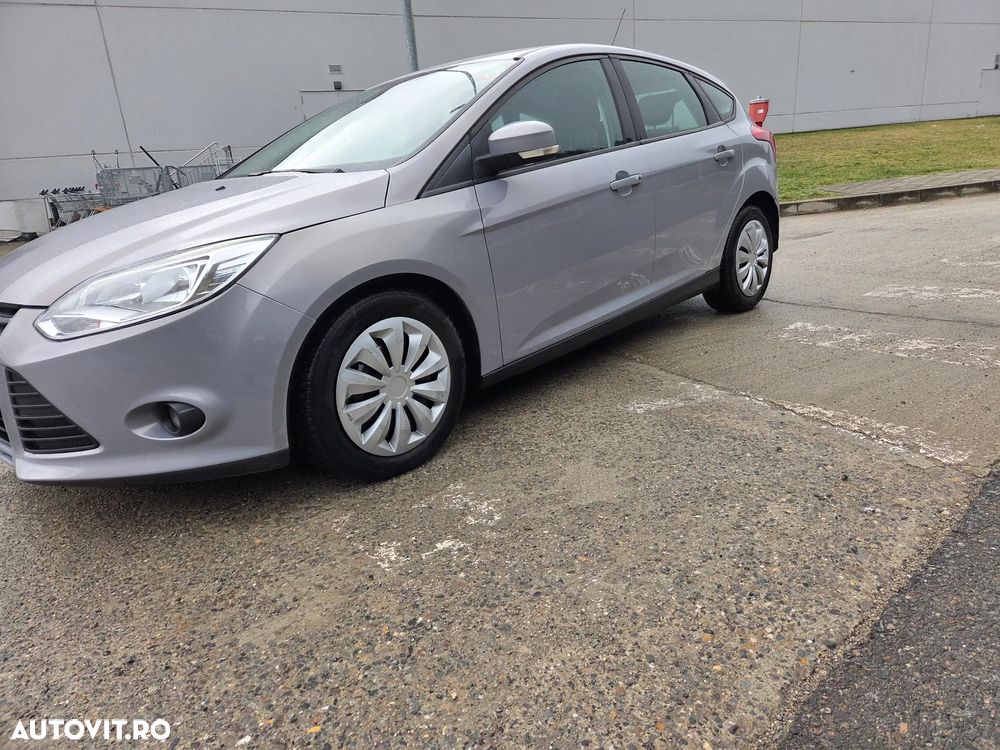 Ford Focus 1.6 TDCi DPF SYNC Edition - 20