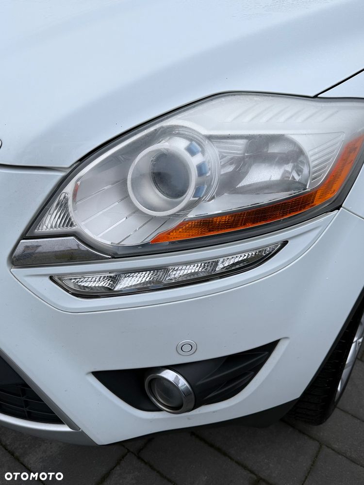 Ford Kuga 2.0 TDCi 2x4 Titanium - 25