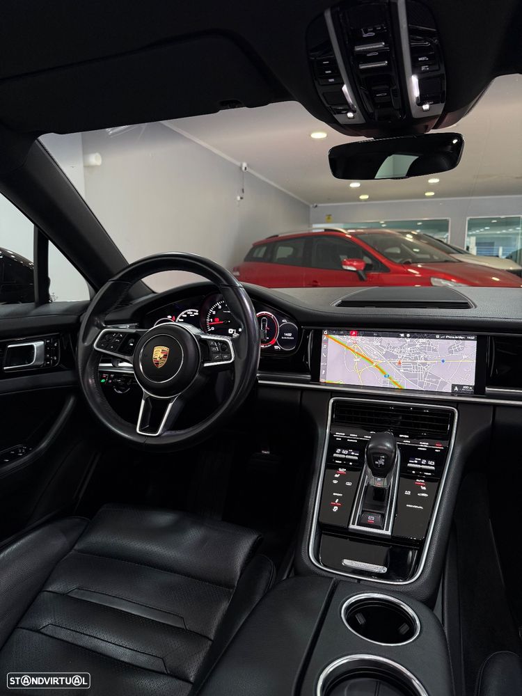 Porsche Panamera 4 Executive - 23