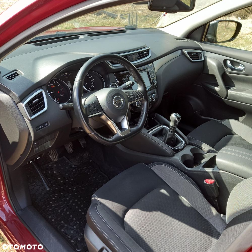 Nissan Qashqai 1.3 DIG-T N-Connecta - 8