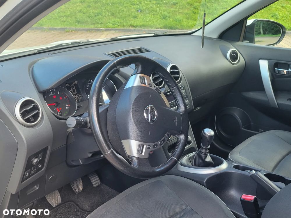Nissan Qashqai 1.5 dCi DPF acenta - 24