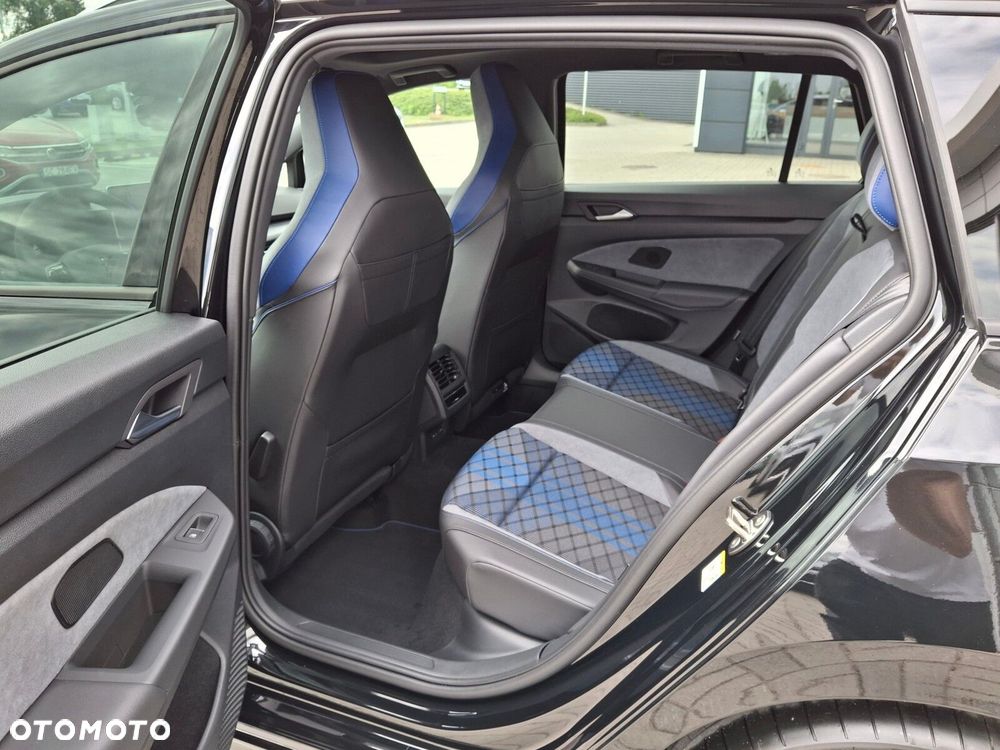 Volkswagen Golf Variant 2.0 TSI 4Motion R - 17