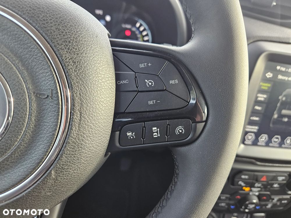 Jeep Renegade 1.3 T-GDI 4xe Automatik S-Edition - 26