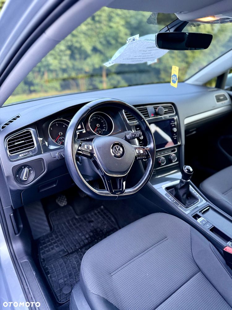 Volkswagen Golf 1.6 TDI BMT Comfortline - 11