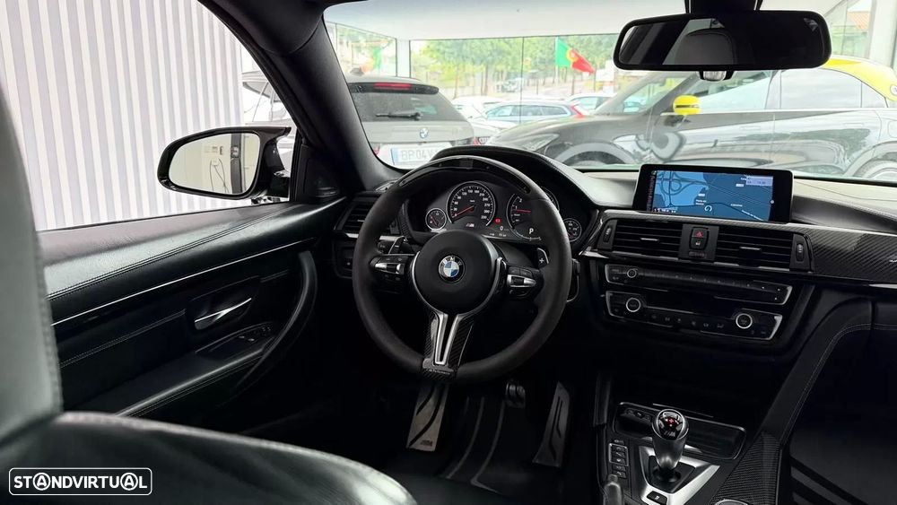 BMW M4 Auto - 21