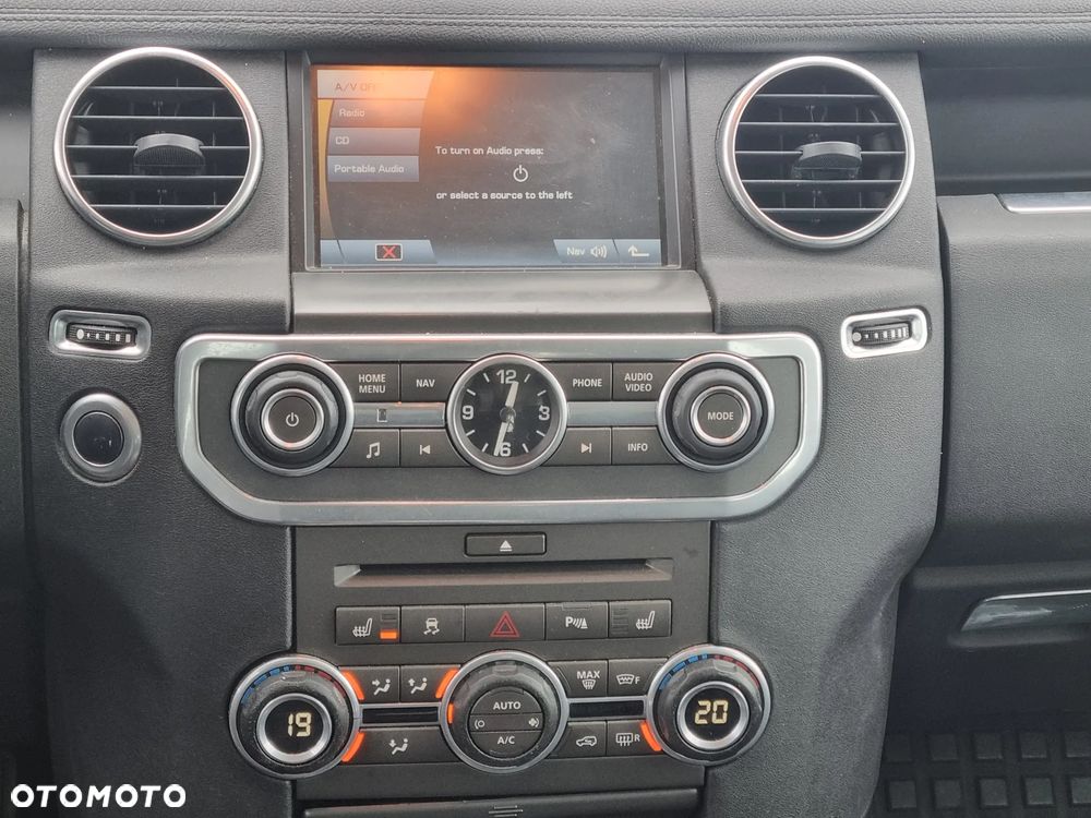 Land Rover Discovery - 26