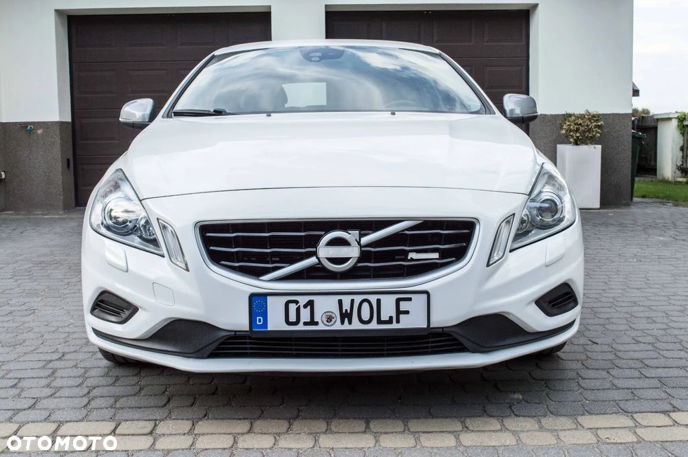 Volvo V60 D4 Geartronic RDesign - 2