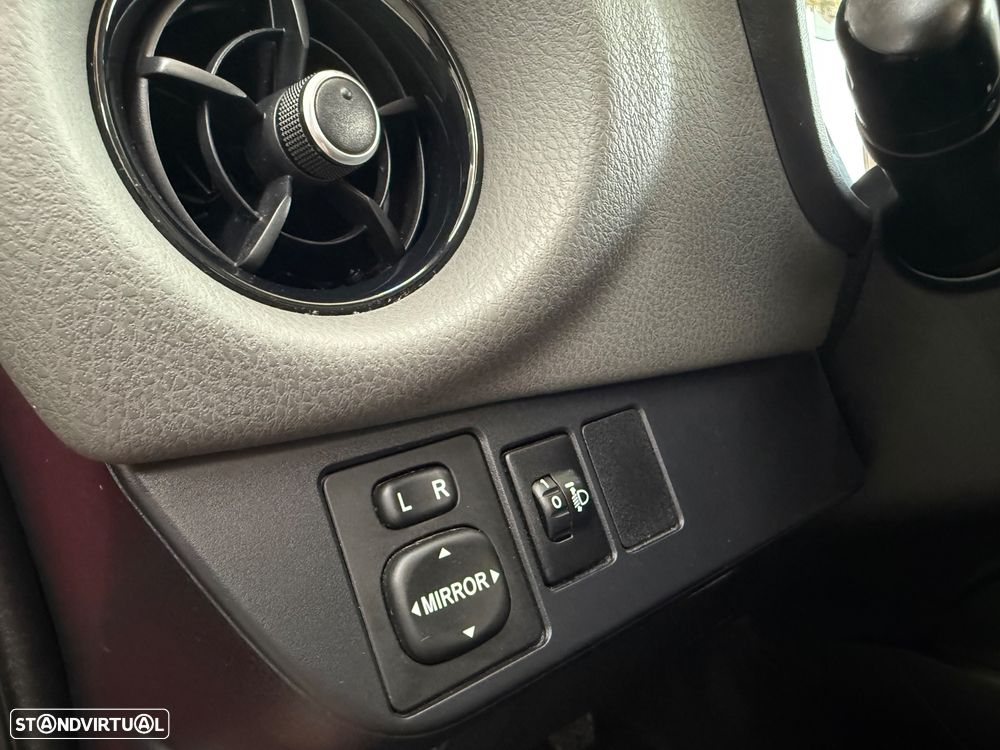 Toyota Yaris 1.0 VVT-i Comfort Plus - 23