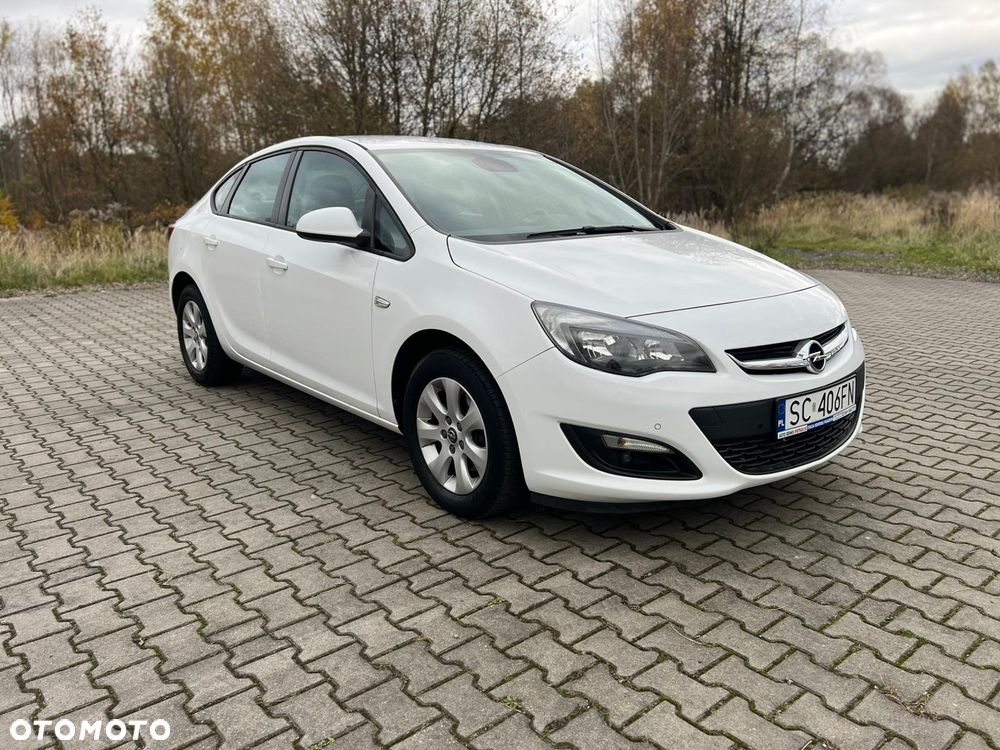 Opel Astra 1.6 CDTI DPF ecoFLEX Start/Stop Edition - 1