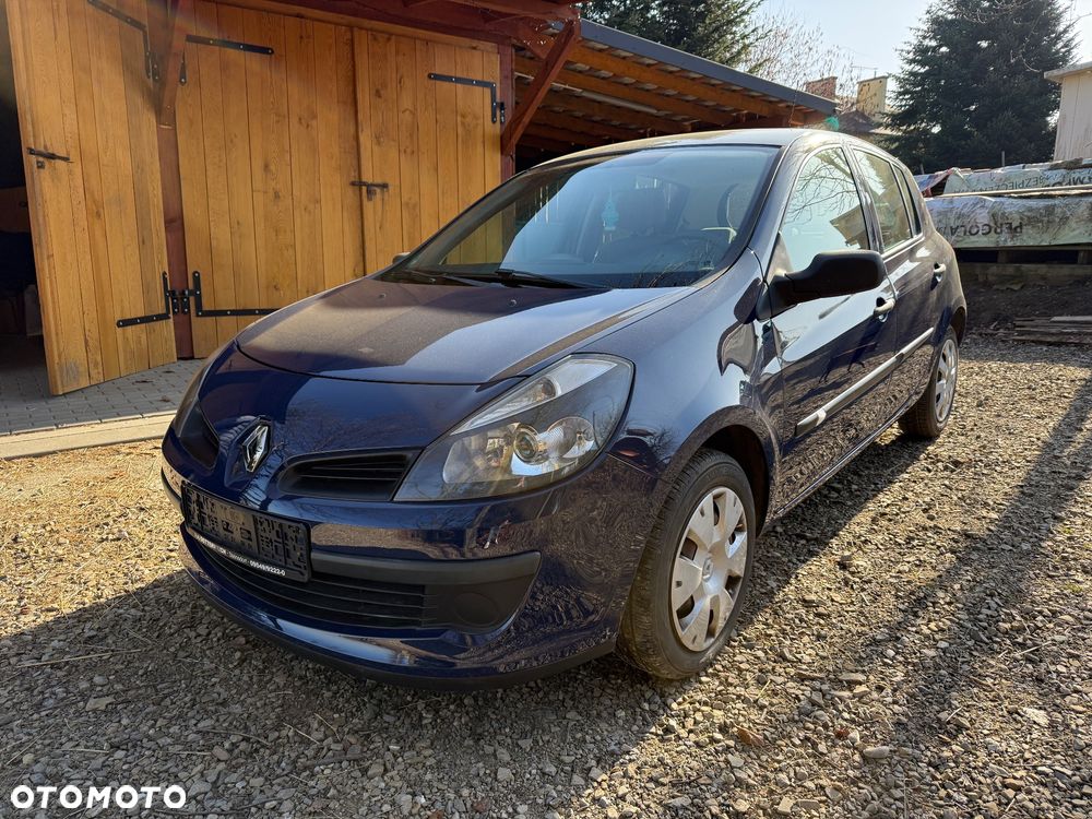 Renault Clio 1.2 16V Emotion - 2