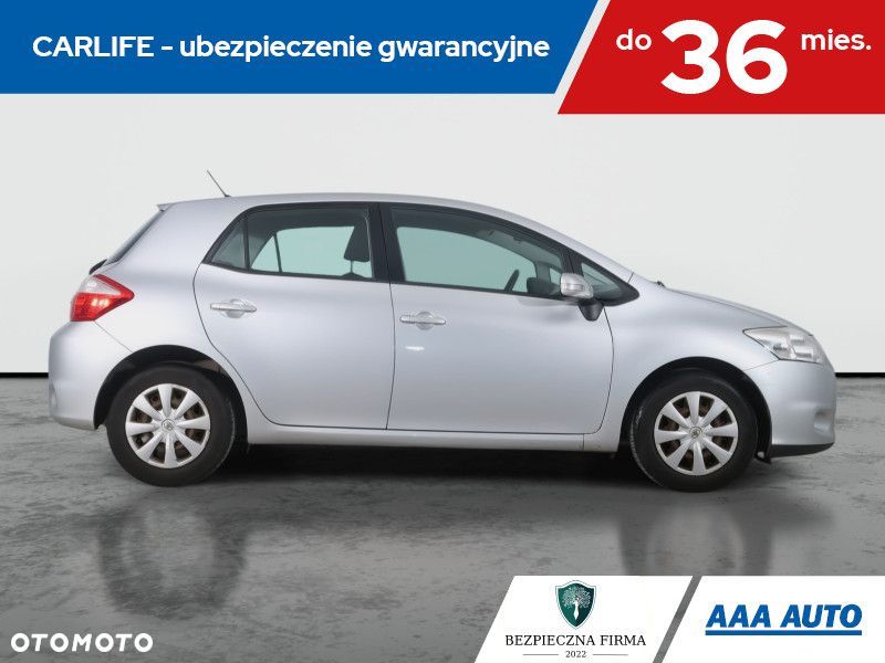 Toyota Auris - 8