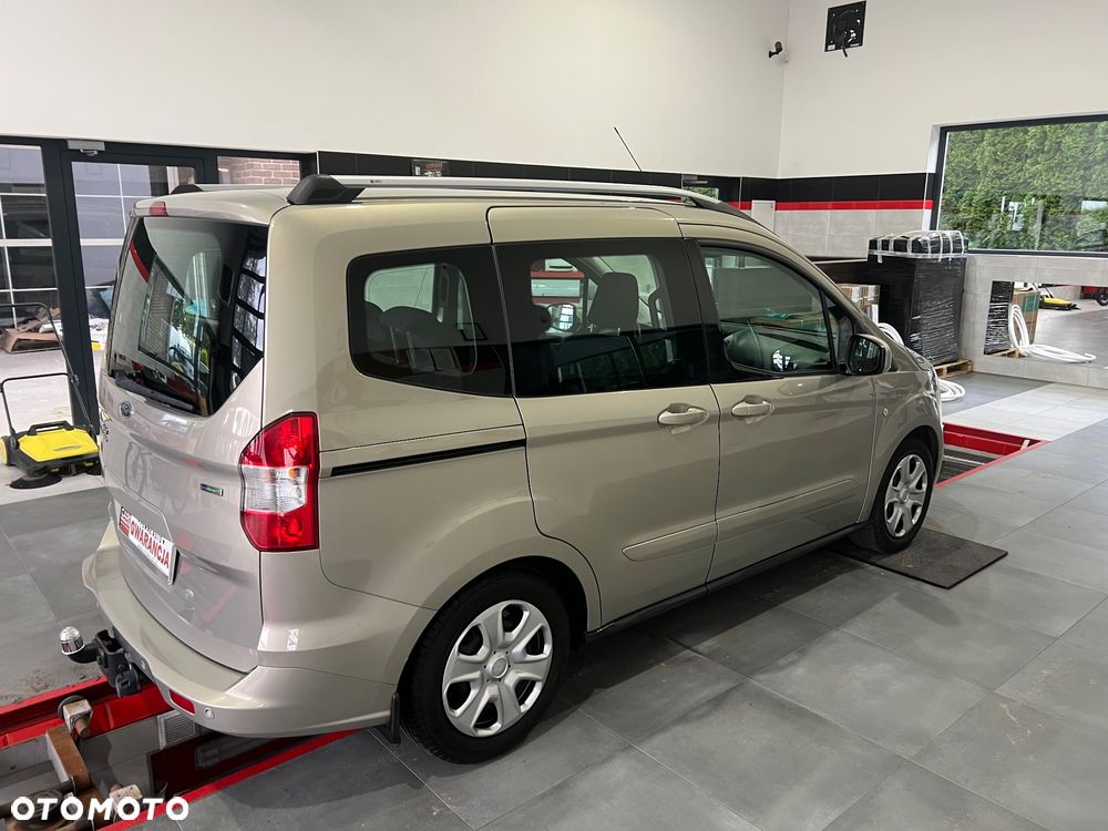 Ford Tourneo Courier 1.0 EcoBoost Sport - 8