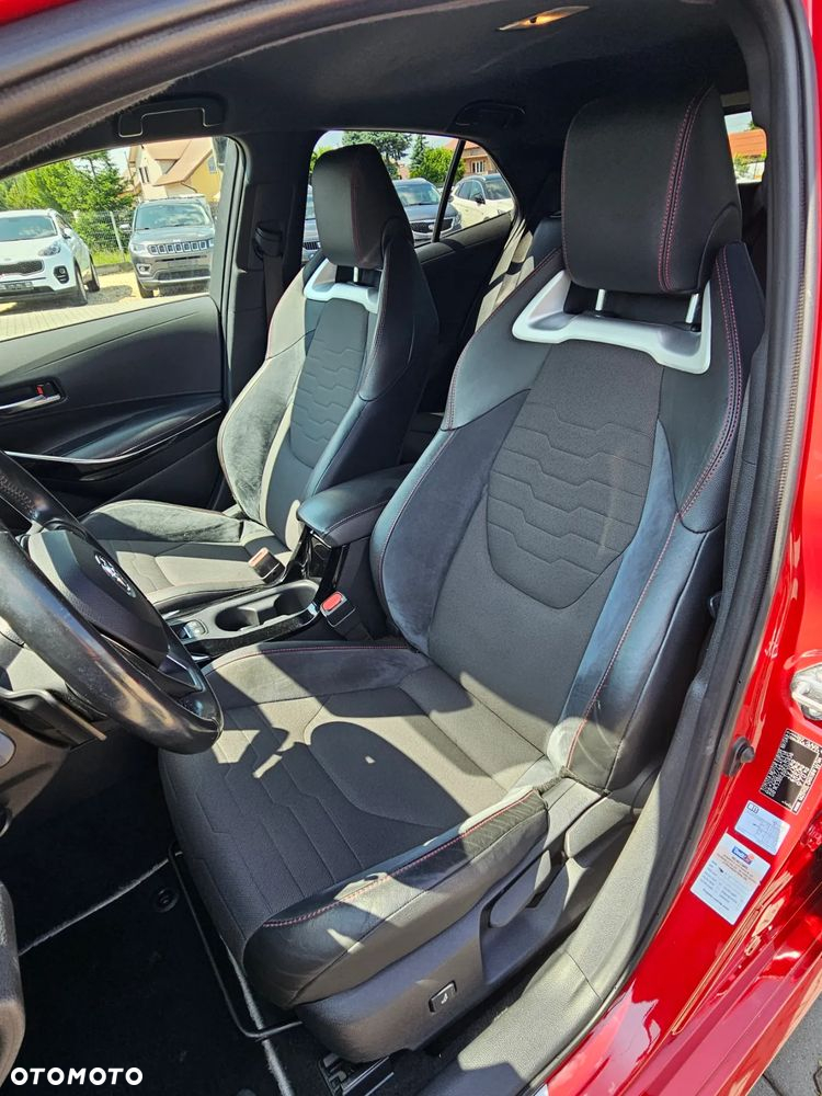 Toyota Corolla 2.0 Hybrid GR Sport - 23