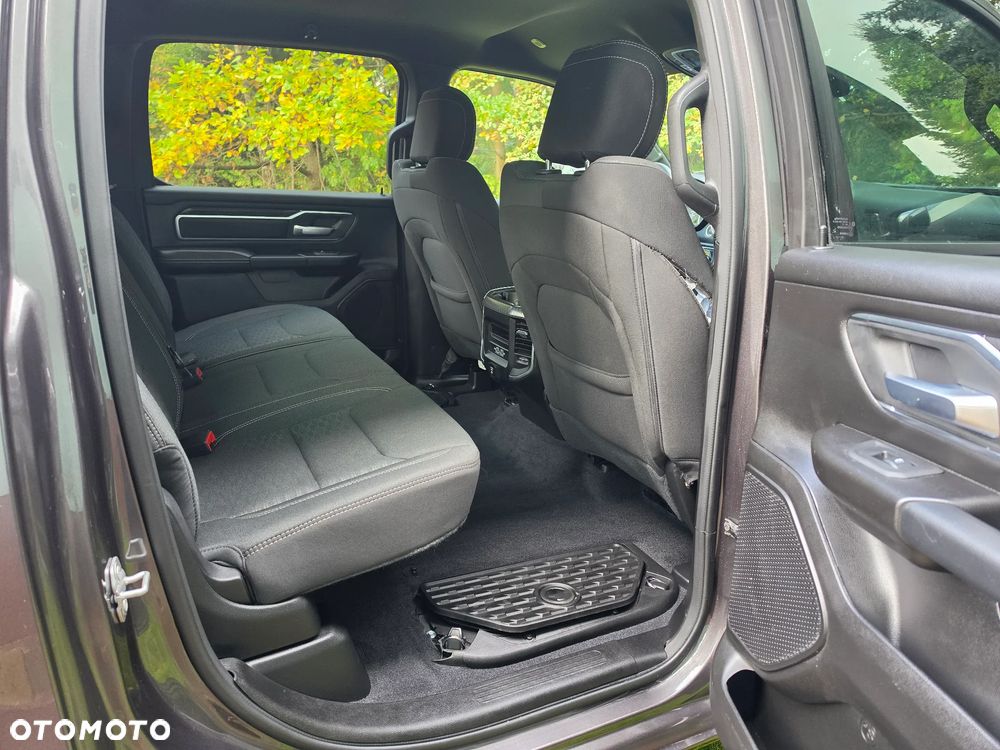 RAM 1500 - 18