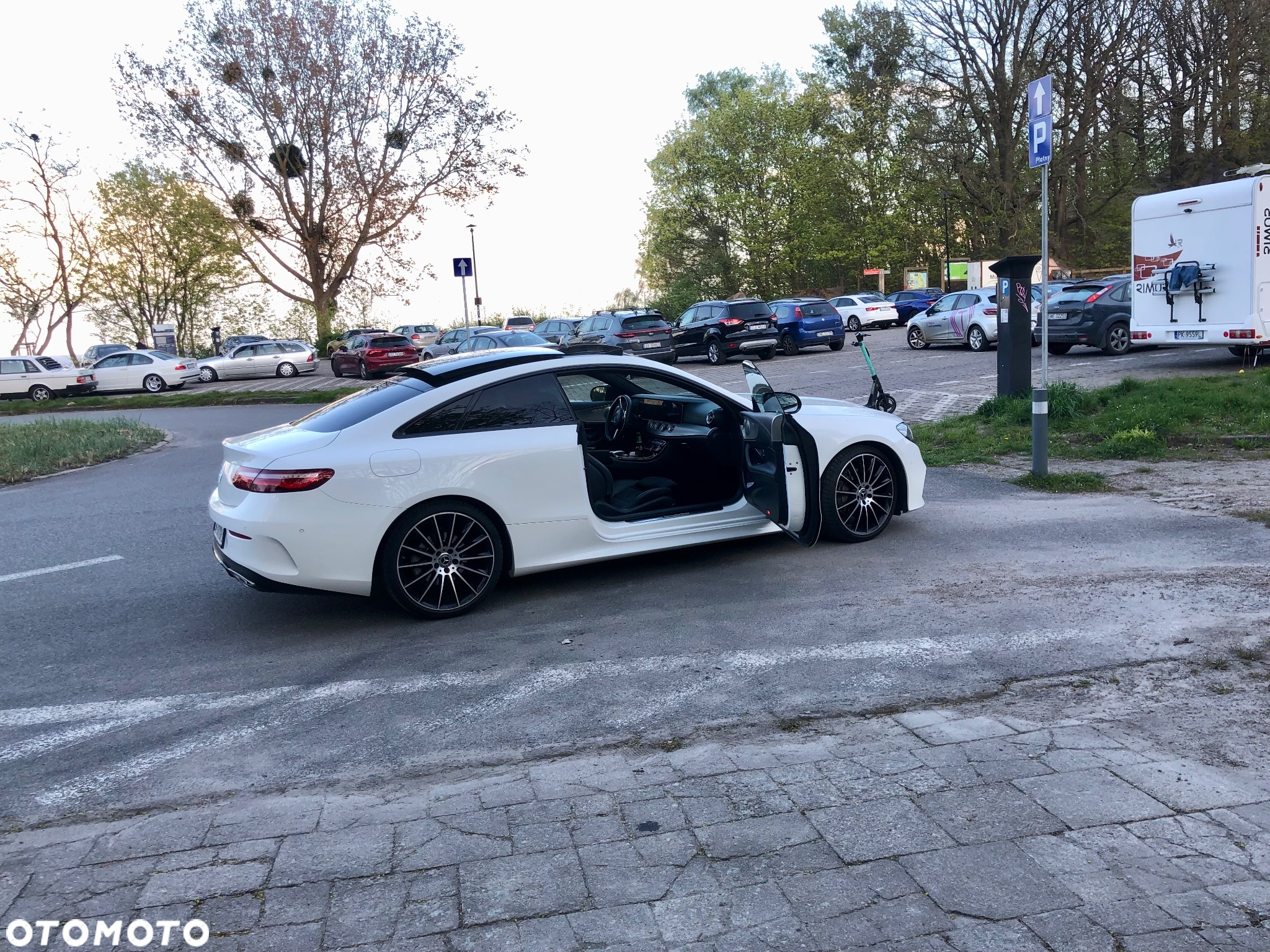 Mercedes-Benz Klasa E 200 Coupe 9G-TRONIC - 3