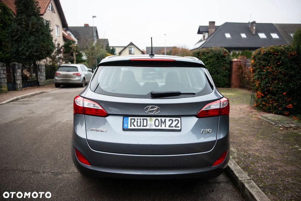 Hyundai i30 1.4 CRDi Premium - 13