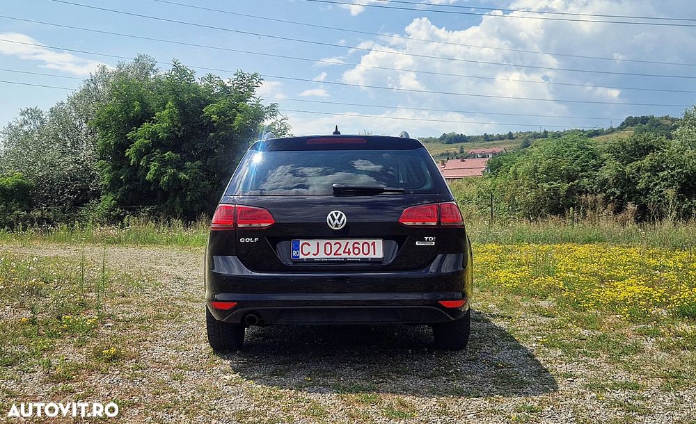 Volkswagen Golf 1.6 TDI BlueMotion Comfortline - 25