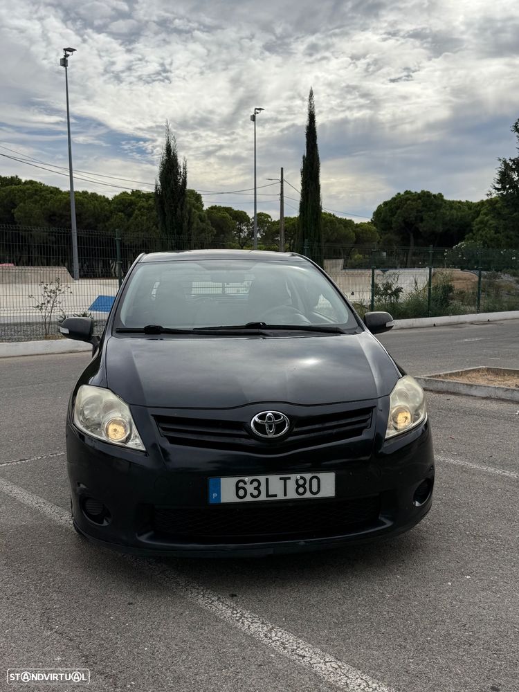Toyota Auris 1.4 D-4D - 4