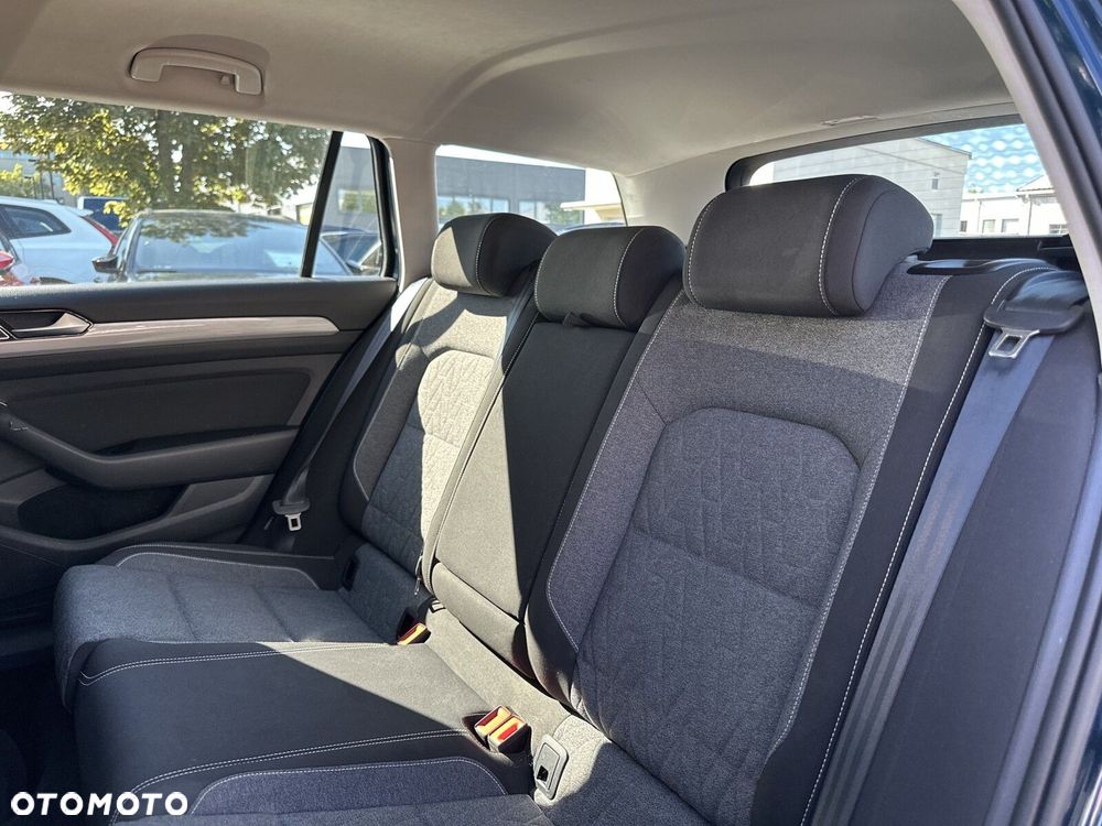 Volkswagen Passat 2.0 TDI EVO Business DSG - 34