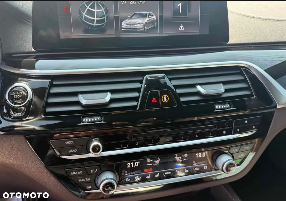 BMW Seria 5 530i GPF M Sport sport - 9