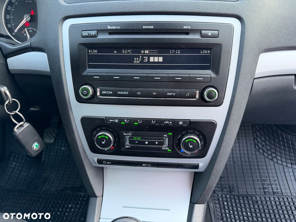 Skoda Octavia 1.4 TSI Ambiente Green tec - 13