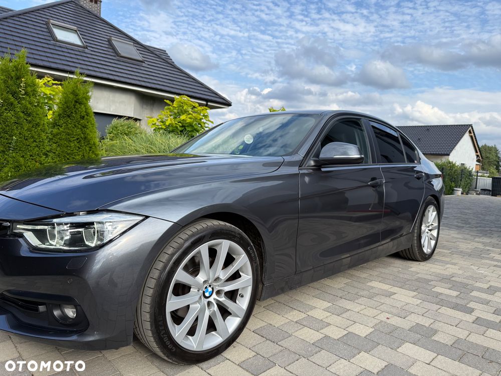 BMW Seria 3 320d Efficient Dynamics - 11