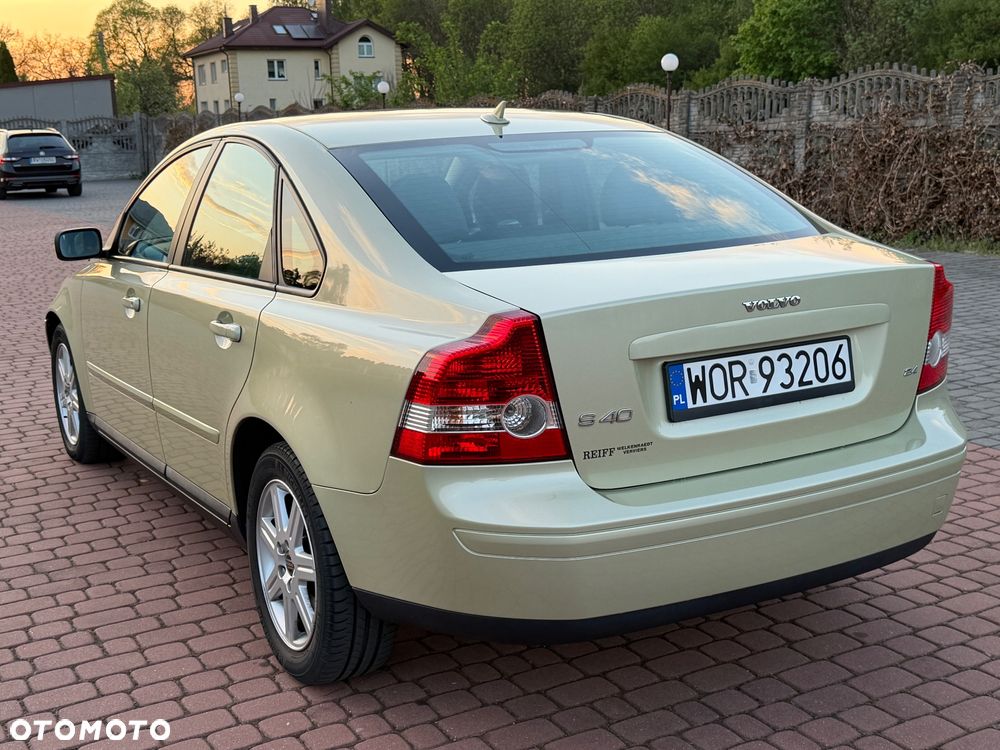 Volvo S40 2.4i Momentum - 10