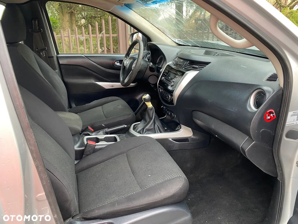 Nissan Navara - 4