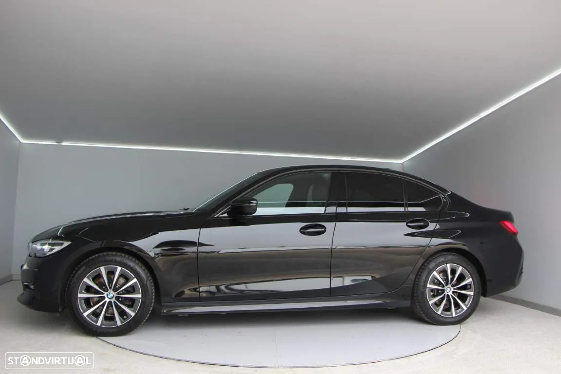 BMW 320 d Auto - 21