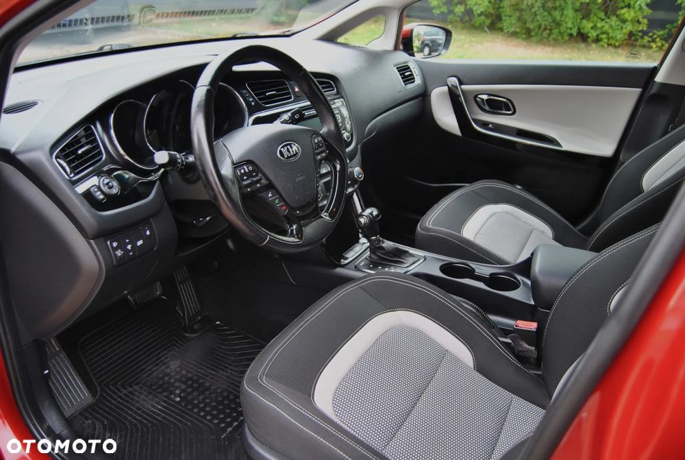 Kia Ceed 1.6 GDI DCT Vision - 5