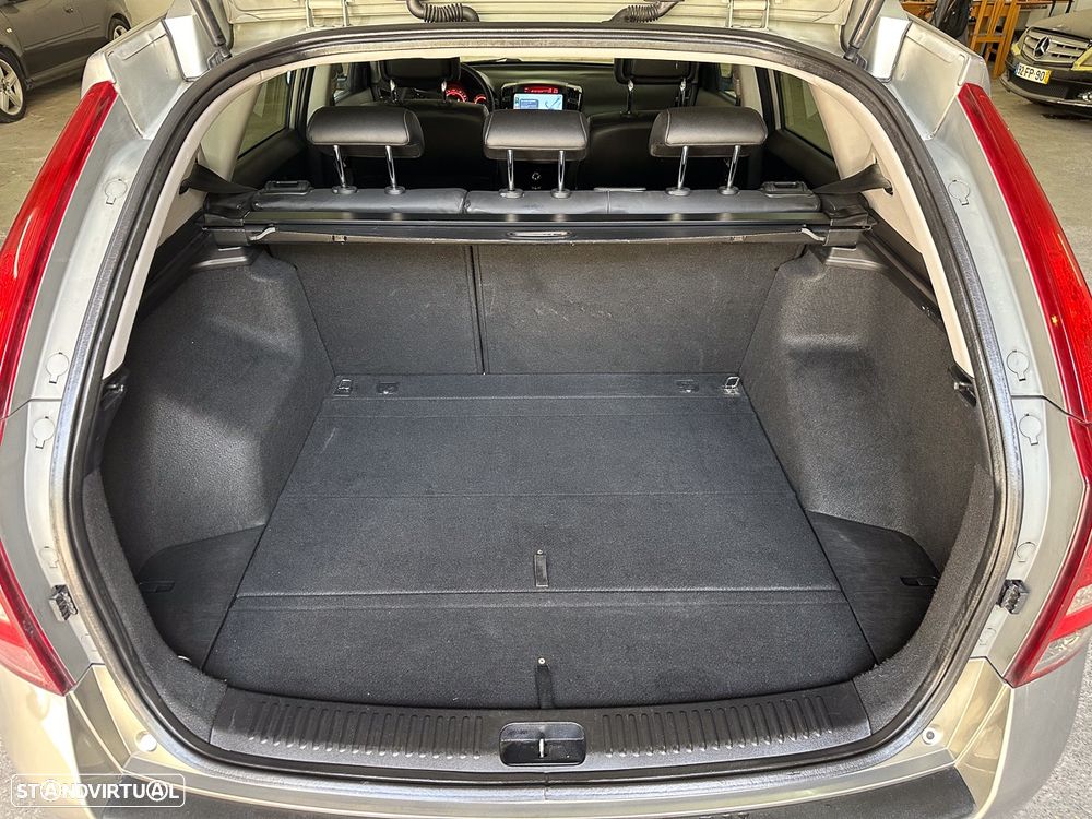 Kia Ceed SW 1.6 CRDi EX ISG - 33