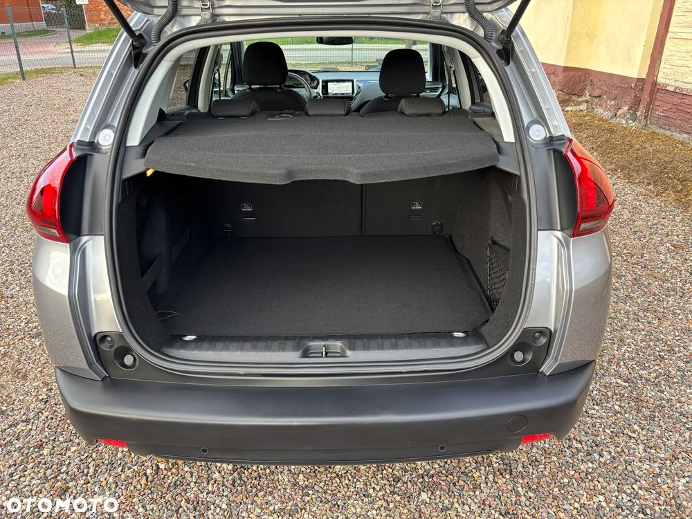 Peugeot 2008 PureTech 82 Style - 13