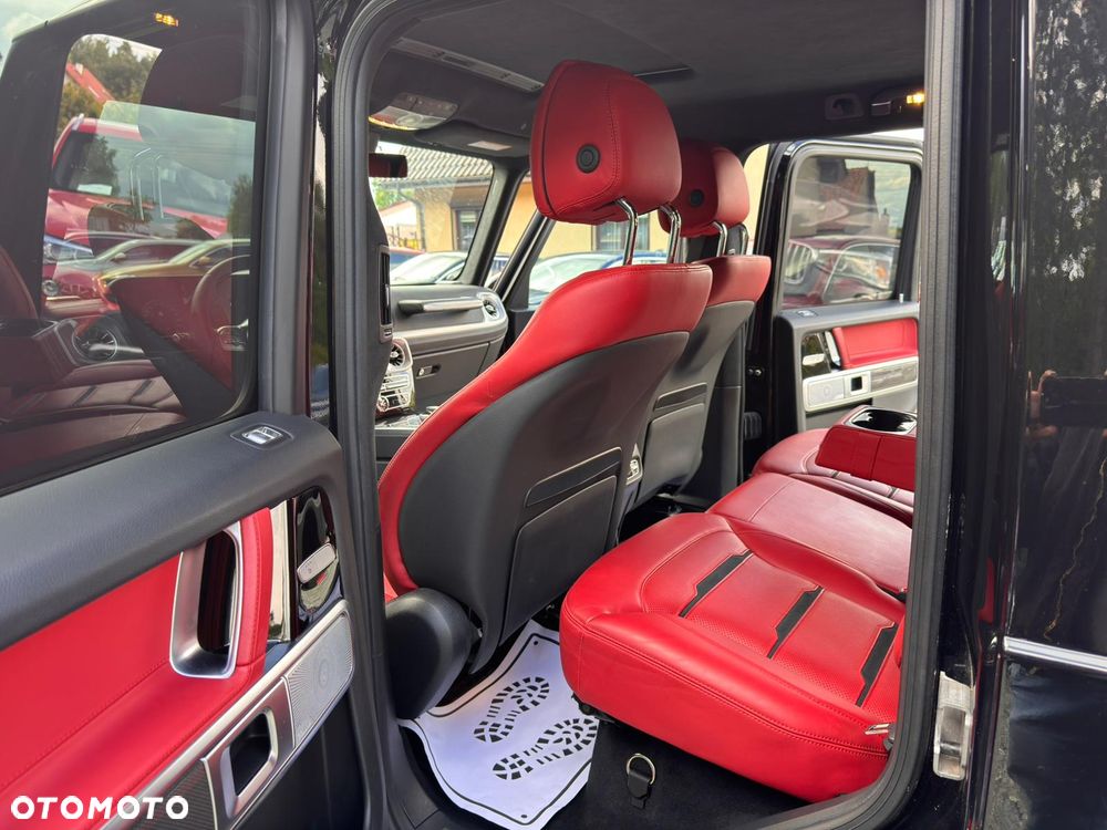 Mercedes-Benz Klasa G AMG 63 AMG Speedshift 9G-TRONIC AMG Grand Edition - 30