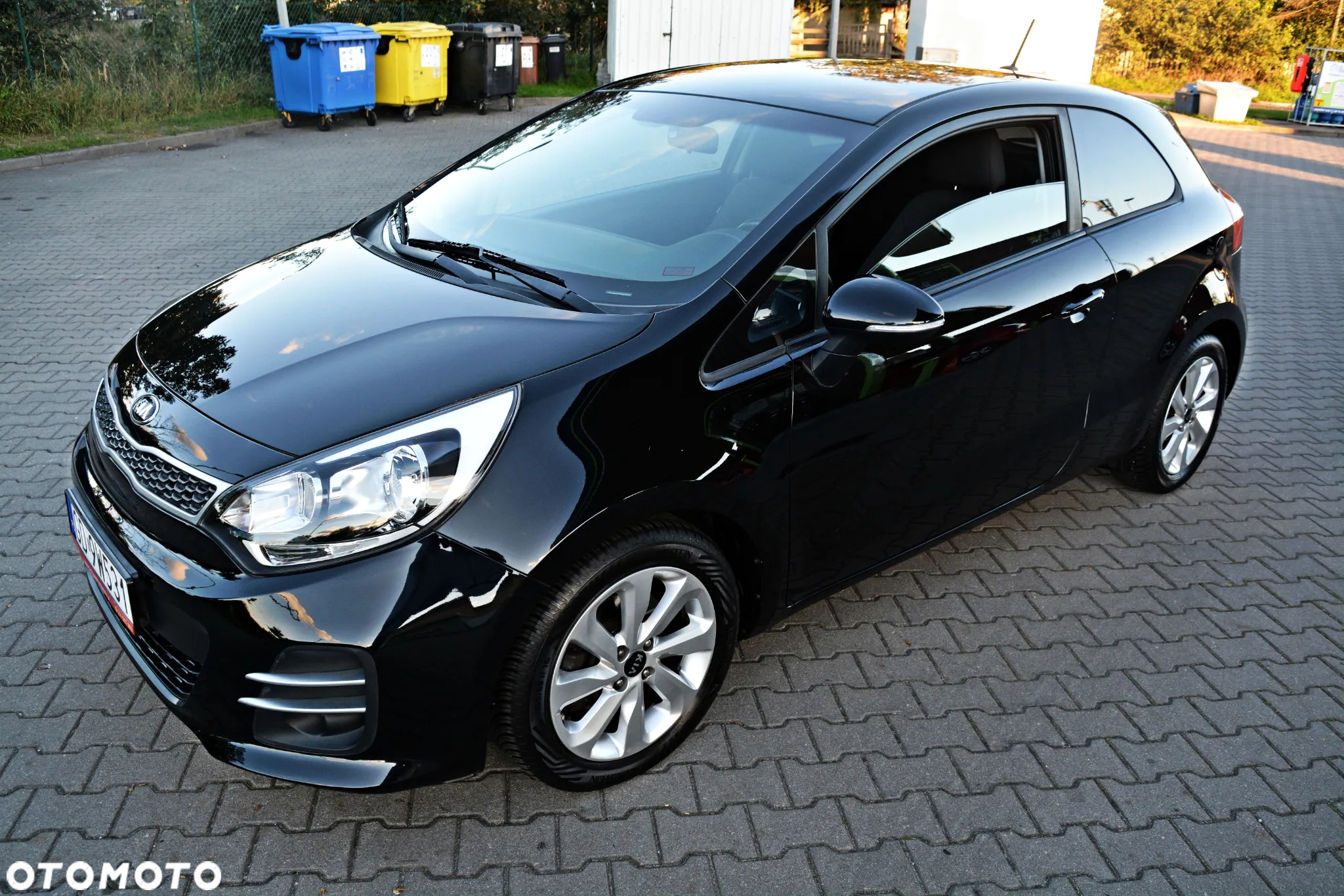 Kia Rio 1.2 Dream Team Edition - 14