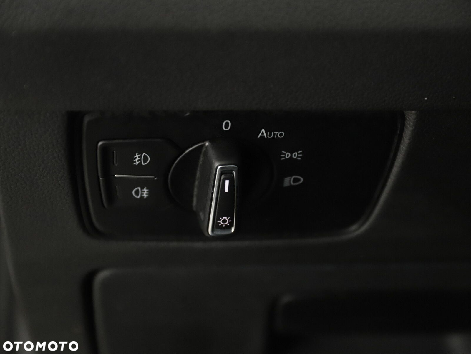 Volkswagen Passat - 17