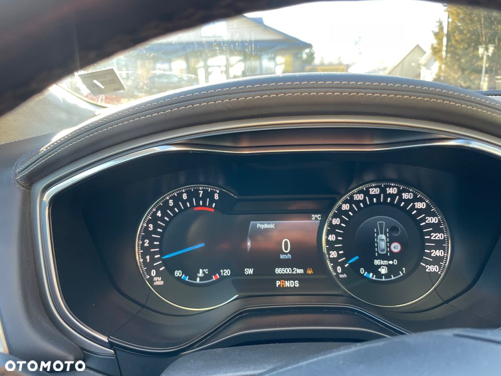 Ford Mondeo 2.0 EcoBoost Start-Stopp Autom Vignale - 29