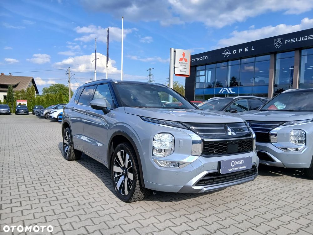 Mitsubishi Outlander Instyle Plus - 2
